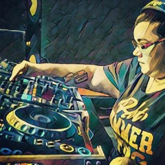 RaDicaL ToRRiJoS@PePePoTaDj 27 de abril homenaje dj Marta