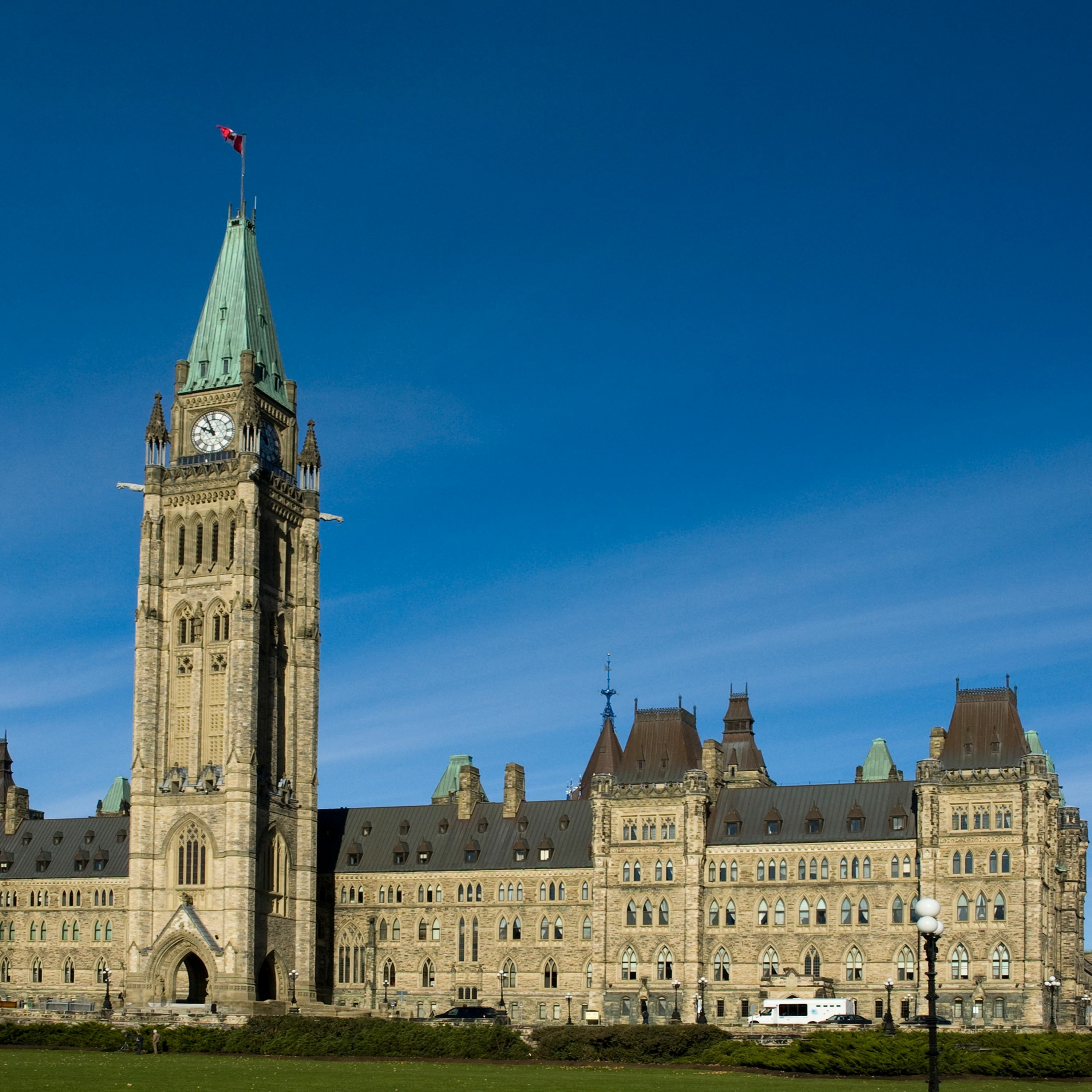 Moving the Needle - Senator Ratna Omidvar\'s Podcast