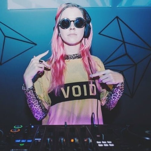 ÖONA DAHL In The Mixmag Lab NYC April 6 2018