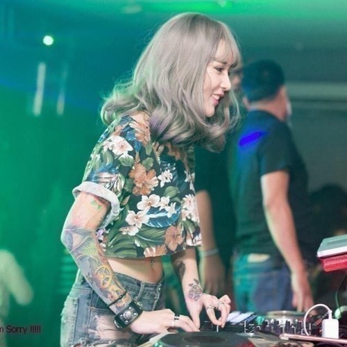 Bữa Tối Một Mình - DJ Timo