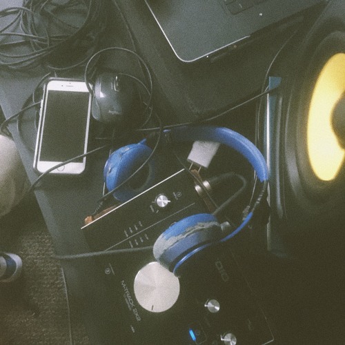 "KRK SYSTEMS ROKIT POWERED 6" - AH, PROD AH, ENGINEERING AH, MIX AH, MIC TECHNICIAN AH, VOCALS AH