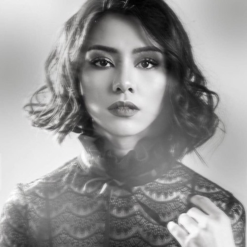 Essential Bùi Lan Hương