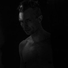 Niels Rønsholdt: 'Gaze for Gaze' Act 2 (Closed Eye)