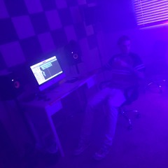 PiNt$ (Prod. By Yung lan)