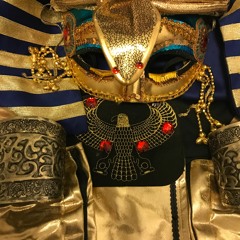 Whiiite & ETC!ETC! - Feed My Frankenstein