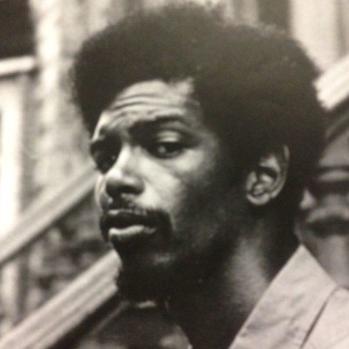 Music has the power to make me feel good like nothing else does.