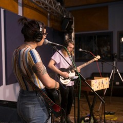 "20/20" by Gladie recorded live for WXPN
