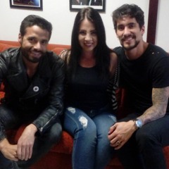 Diamante Eléctrico en La Noche Boca Arriba