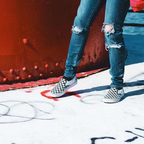 04. Kate Linn – Your Love