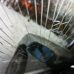 ｔｏ  ｄｉｅ  ａｌｏｎｅ