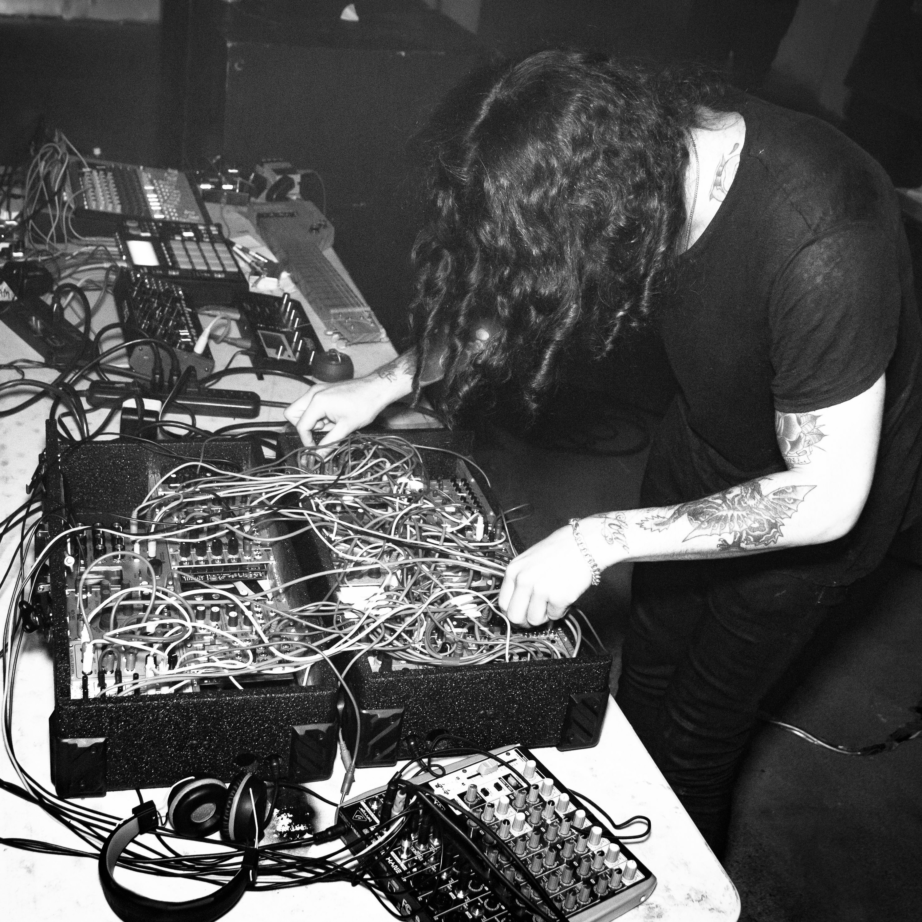 Soren Roi LIVE @ The Black Lodge 08.04.18 episode artwork