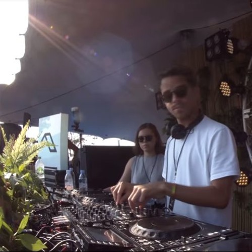 Dom Donnelly & Penelope Live @Anjunadeep Open Air (Hong Kong)#ABGT300