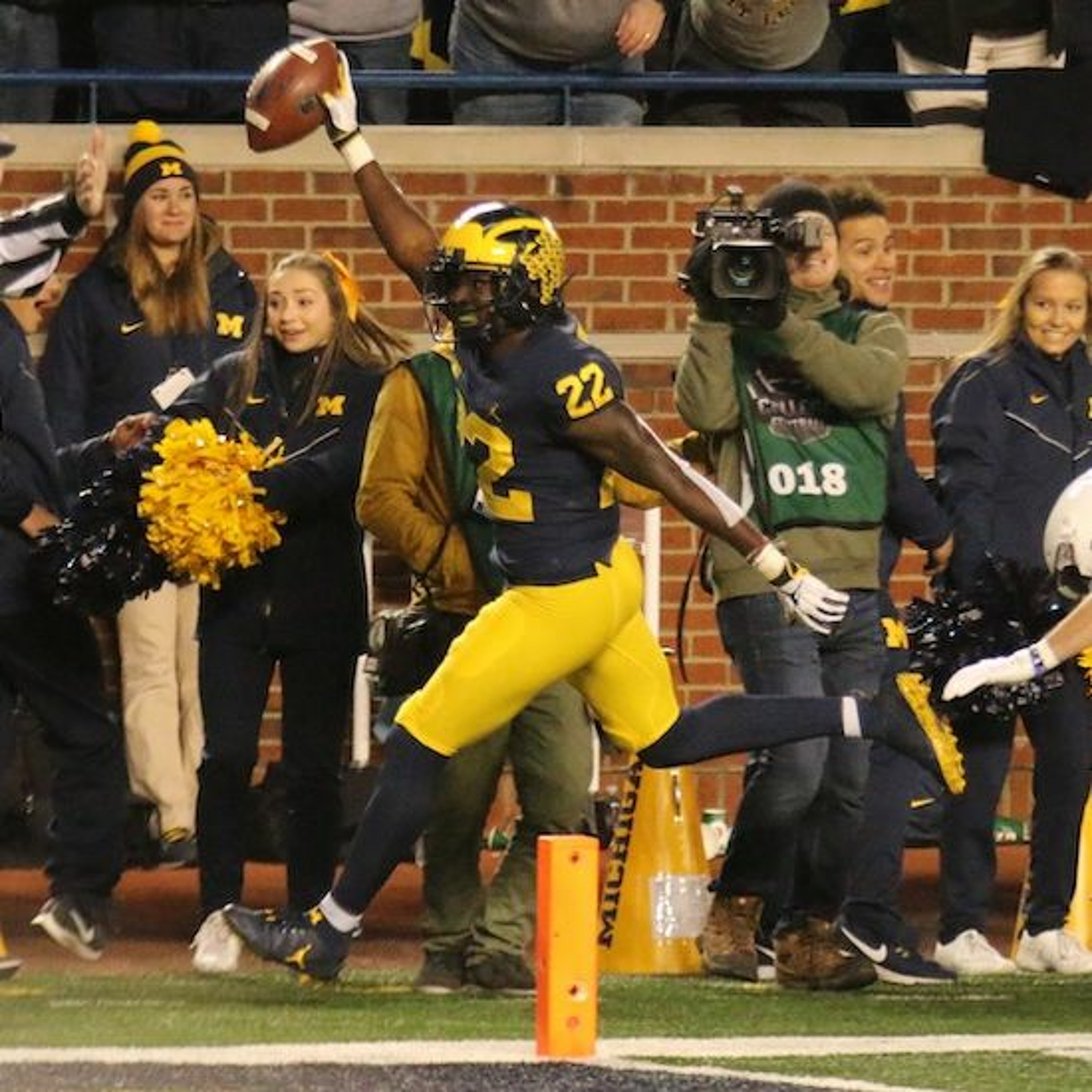 UMGoBlue.COM University of Michigan Wolverine Football Commentary