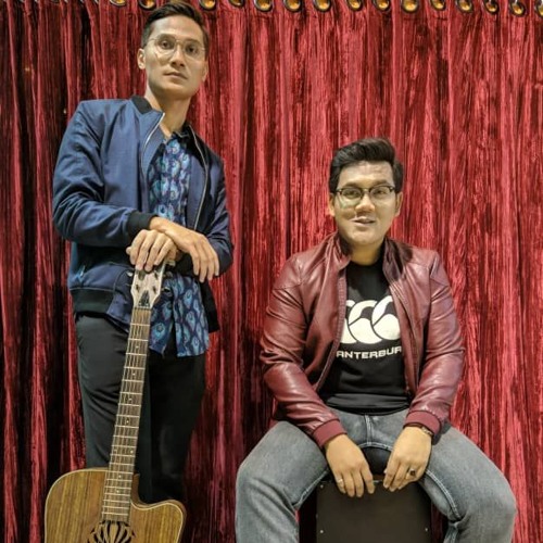 Stream Exist Mengintai Dari Tirai Kamar Acoustic Cover Ft Amir Hannif By Airol Amirul Limin Listen Online For Free On Soundcloud