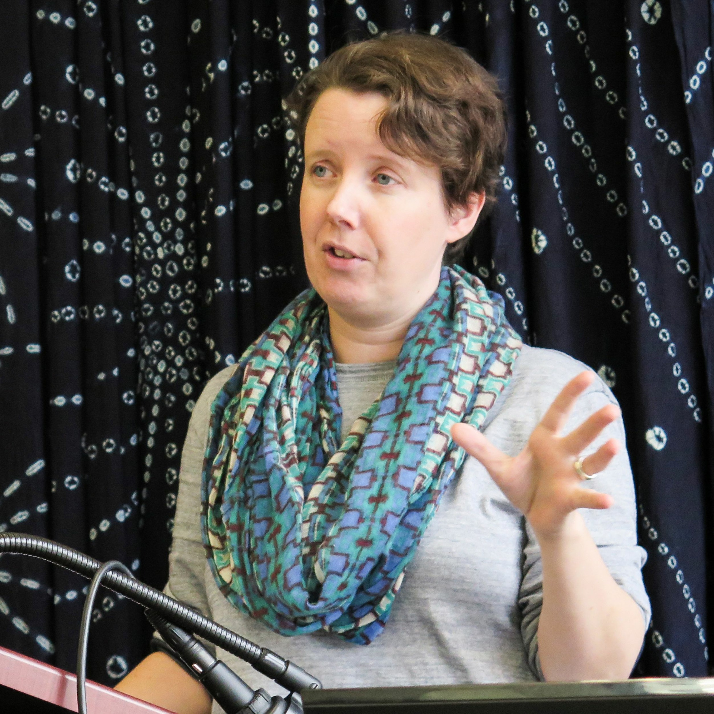 How Jehovah's Witnesses Became "Extremists": Religious Freedom in Russia — Emily Baran (11.1.18)
