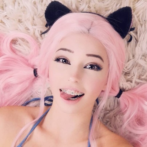 Kitty belle delphine