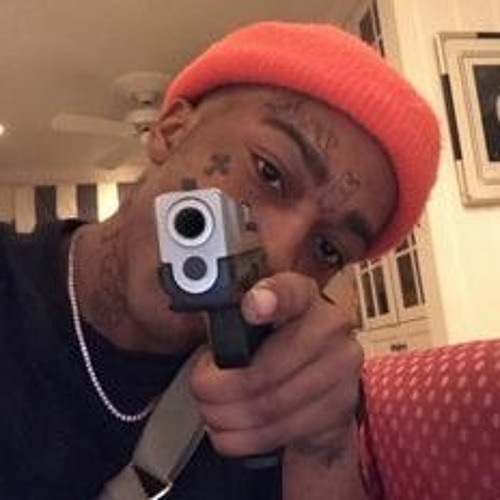 Baby Girl Kiss Me By Alanna