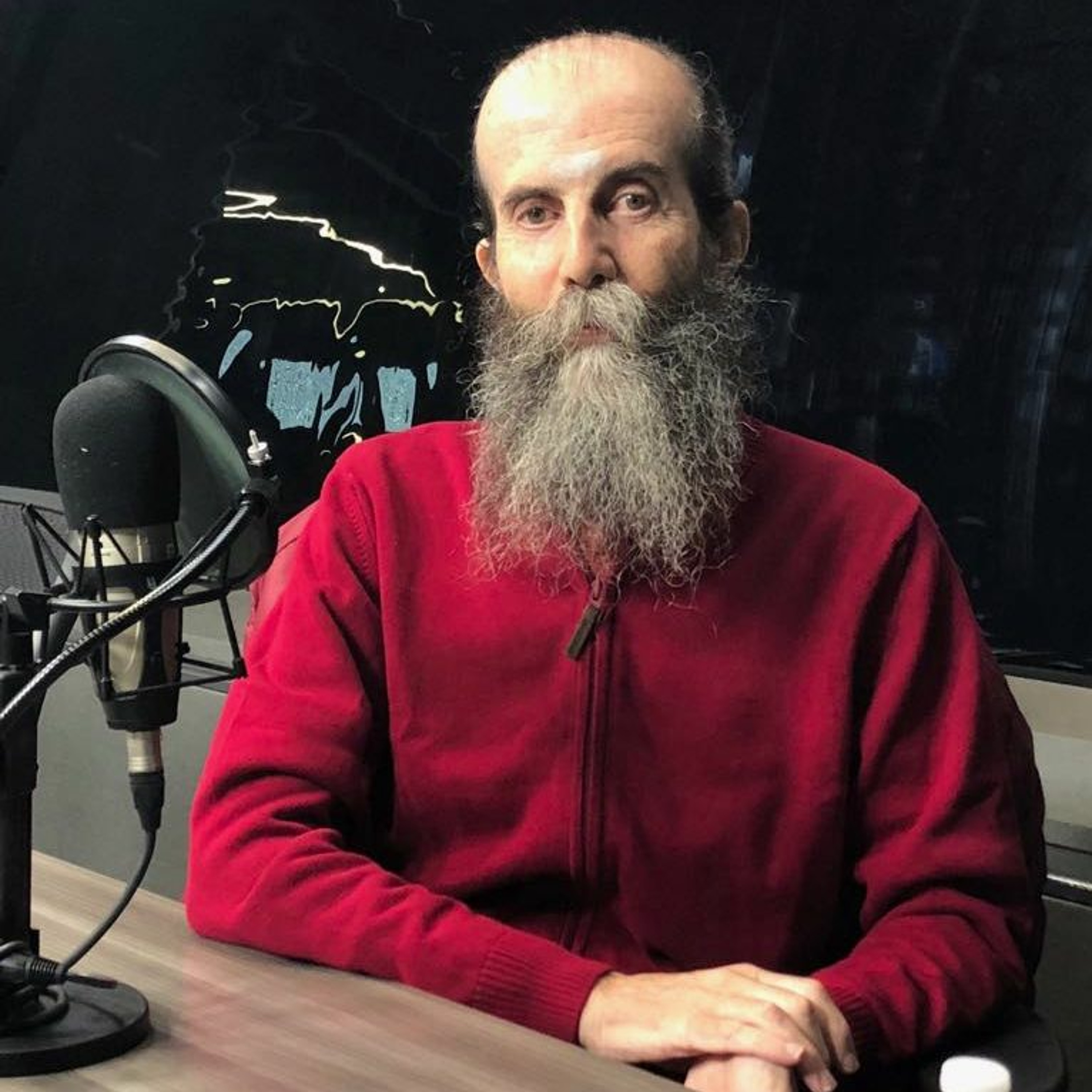 "LA LIBERACIÓN SÓLO ES POSIBLE EN EL ESTADIO HUMANO": SWAMI SATYANANDA SARASWATI episode artwork