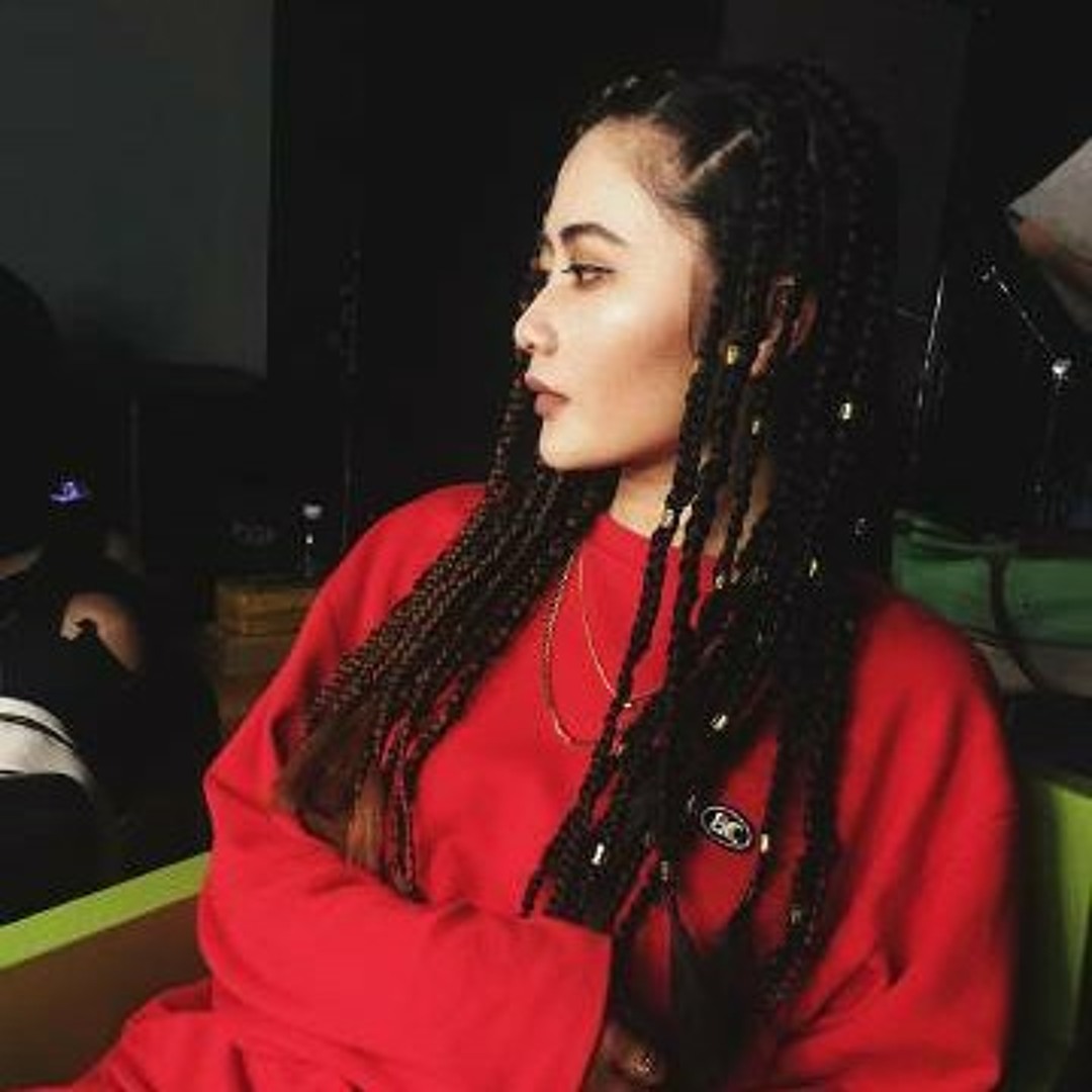 Lil Reng Stream Lil Rong - 都是假的(EUNG FREESTYLE REMIX) by Chinese Female Rappers ...