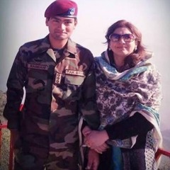 Meri Maa Tere Ansoo Kiyun Girr Rahe hain