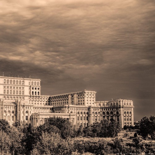 3. Sunday In Bucharest (snippet)