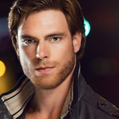 London Fashion Week, Honee Persona A.I. Collection