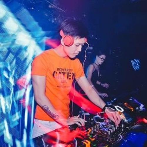 Crazy Kiss 2018 - Jet Remix