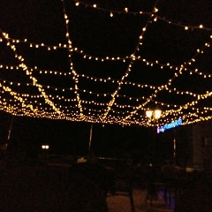 Oi adek berjilbab ungu