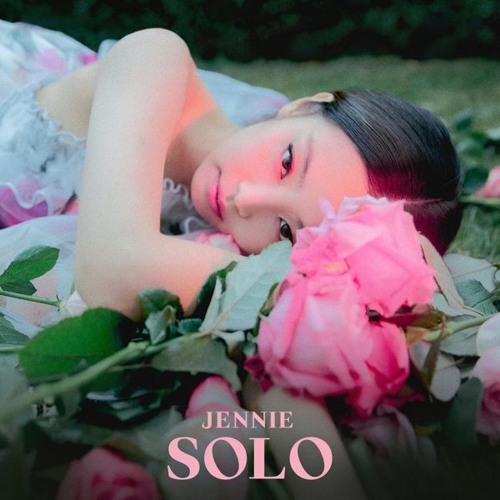 JENNIE – SOLO