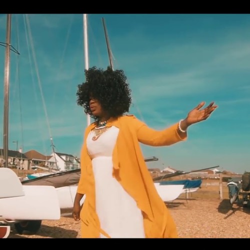 Stream ira blessing Dieu de la différence (CLIP OFFICIEL) by Chanel