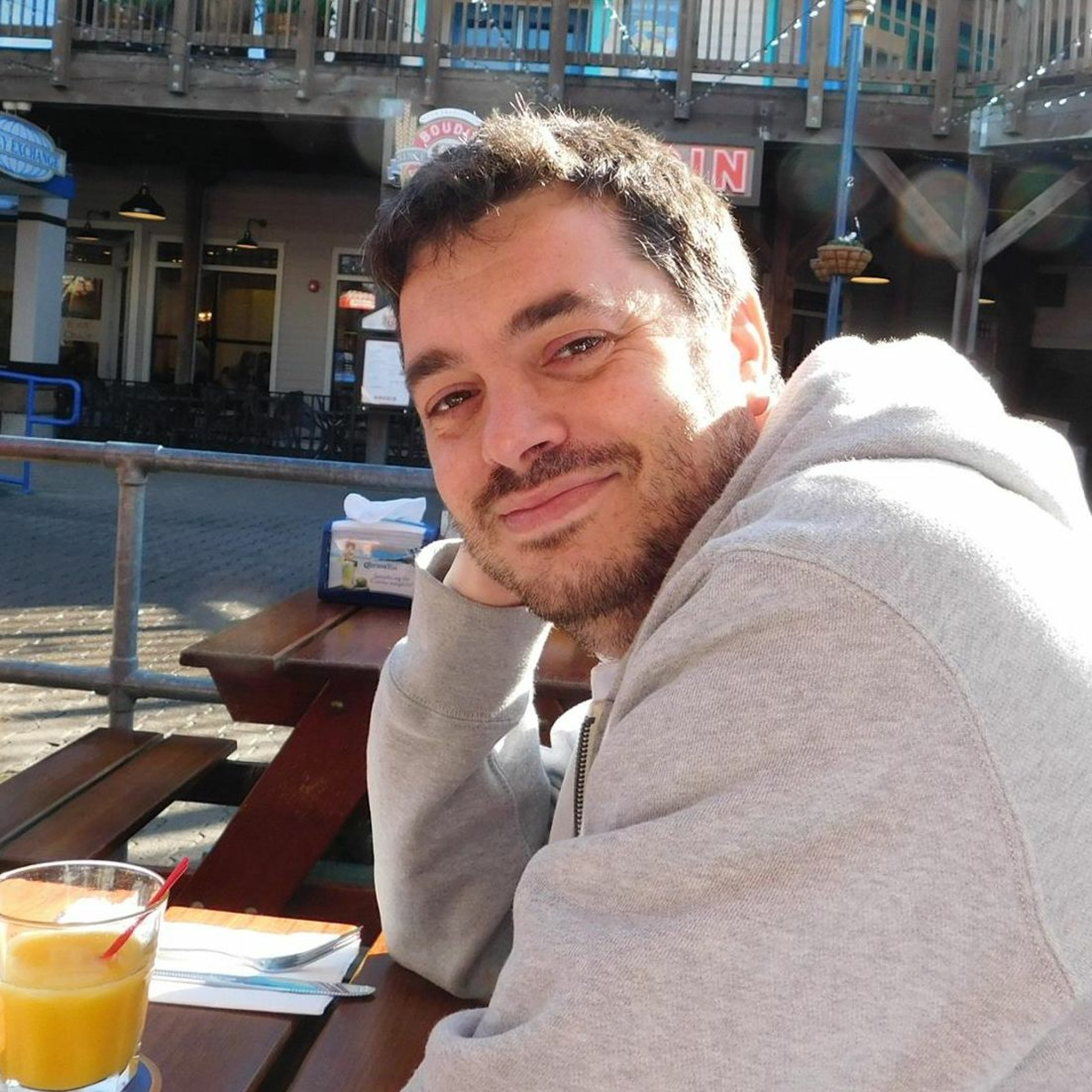 Founder Coffee - Intimate SaaS Chats