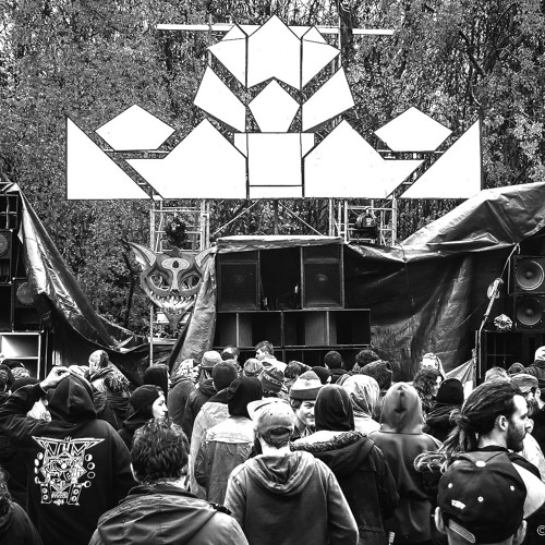 Analog Live Extract - At Suprem'acid (2018)