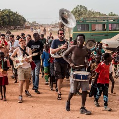 Taa Pleeré - Ezé Wendtoin & Banda Internationale