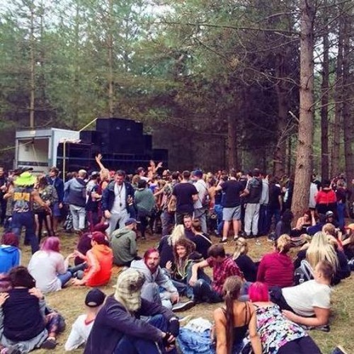 AMBUSCADE FREE PARTY FAVOURITES VOL. 7