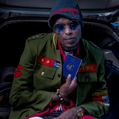 Paundii x Robby Voice