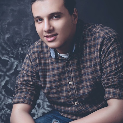 هينيكين - الشاعر مصطفى ناصر