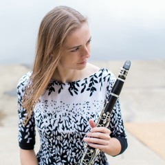 Kaija Saariaho, Oi Kuu for bass clarinet and cello