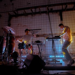 Андрей Ли и Виктор Глазунов "Обитатели Комнаты, Наполненной Мазутом" (Объект и Среда live @ Pluton)