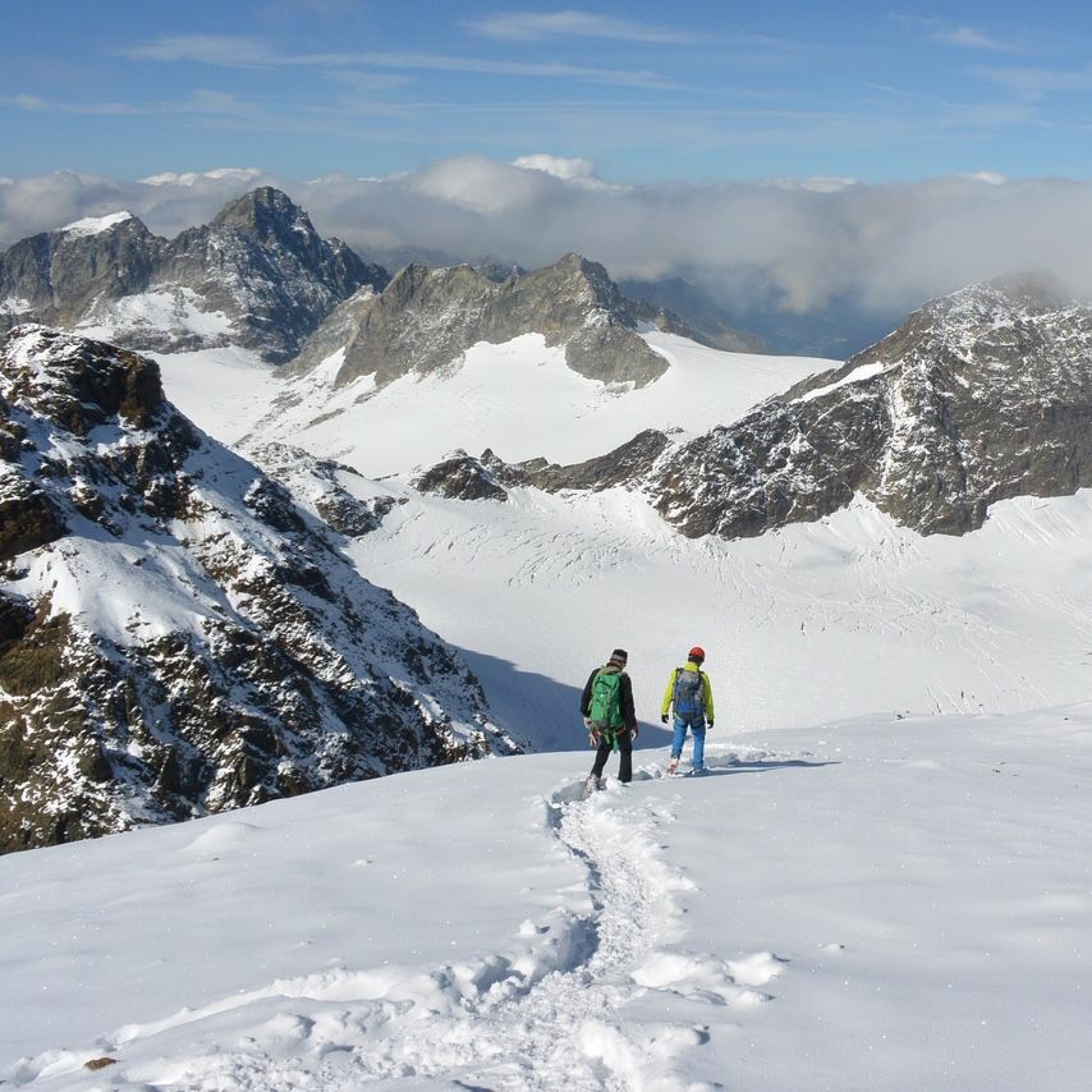 Audible Alps - CIPRA Podcast: Interviews, background talks and voices from all Alpine countries: Listen to this and more in the podcast of the International Commission for the Protection of the Alps.