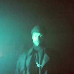 Premiere:// MoMA Ready -The Fade [HOA004]
