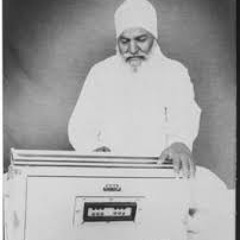 02 BAITHA SODHI PATSHAH - SAAKHI GURU RAMDAS JI DI