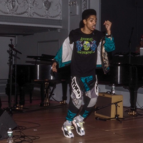 Lil Uzi - Pretty Mami (Lite Feet Remix) Prod. by Top Flight X (Engineered by Tweek Tune)