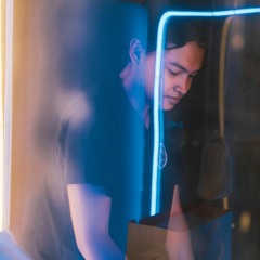 What Makes You Beautiful - One Direction (Cover w/ Elora)