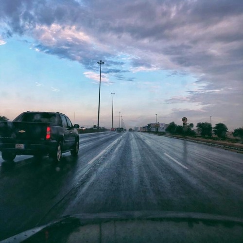 مطر يروي العطش ويحضّر الديرة