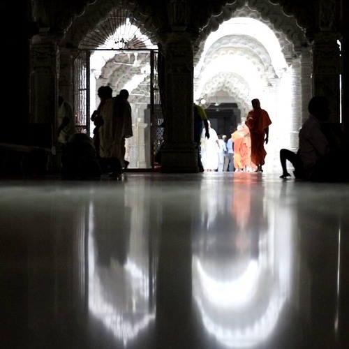 Morning Vibes | Live Recording of Mahant Swami Singing Prabatiya