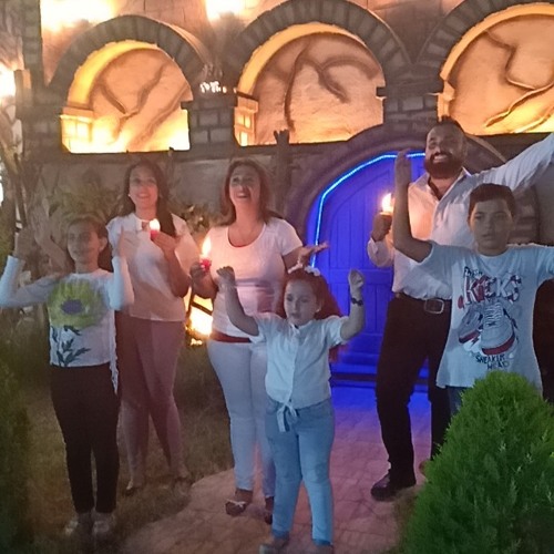 ترنيمة يا كنيسة افرحي جاي المسيح . ترنيم المرنمة / ريهام مكرم والمرنمة / ماريز عصام والمرنم / مينا عماد