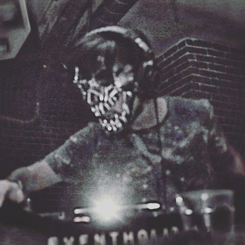 wREK The Noise - 002 Neurofunk Mix (A Cold Embrace)