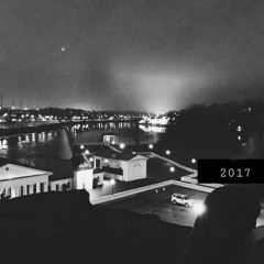 الليل وسماه ونجومه وقمره ، وإنتَ وأنا .