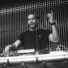 PRIMEIRAMENTE MEGAFUNK - MC LAN (DJ DANILO BENTO)