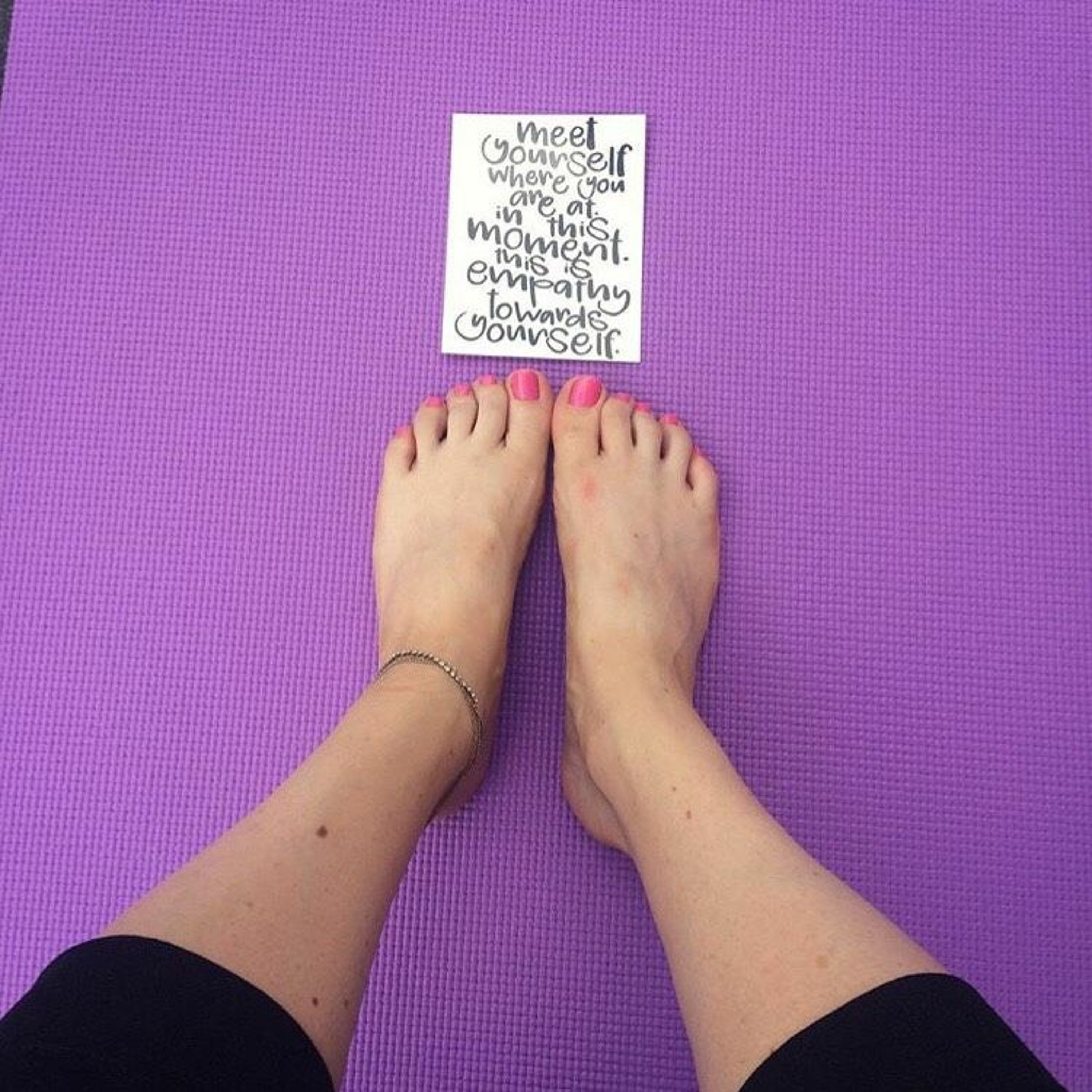 Episode 35 - Yoga and Brain Injury ("Yoga Brain" writer, @_yogabrain on Instagram) Image